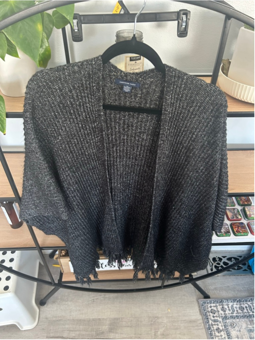 Women's American Eagle Black & White Knit Poncho S